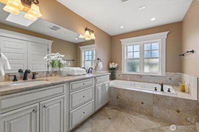 825 Kirkland Way , Kirkland, WA 98033 - Photo 17