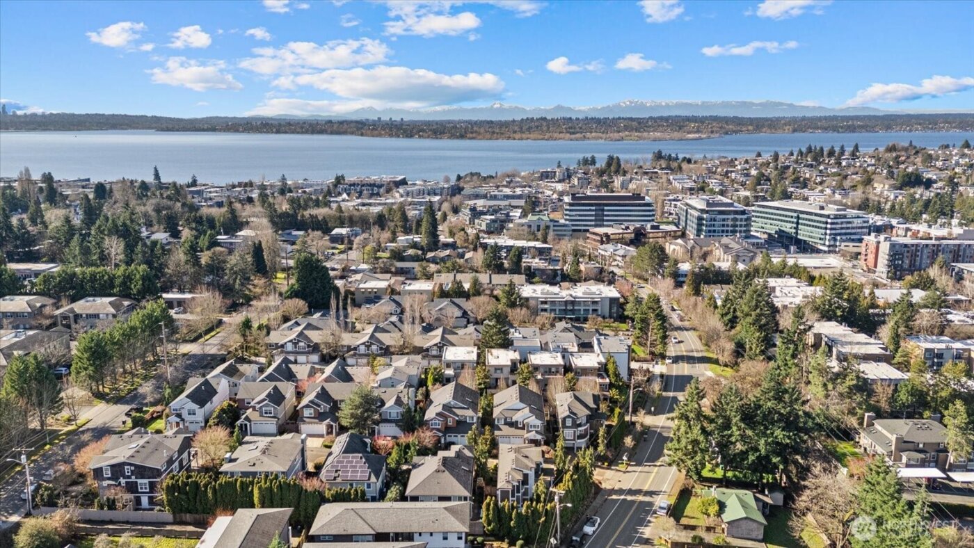 825 Kirkland Way , Kirkland, WA 98033