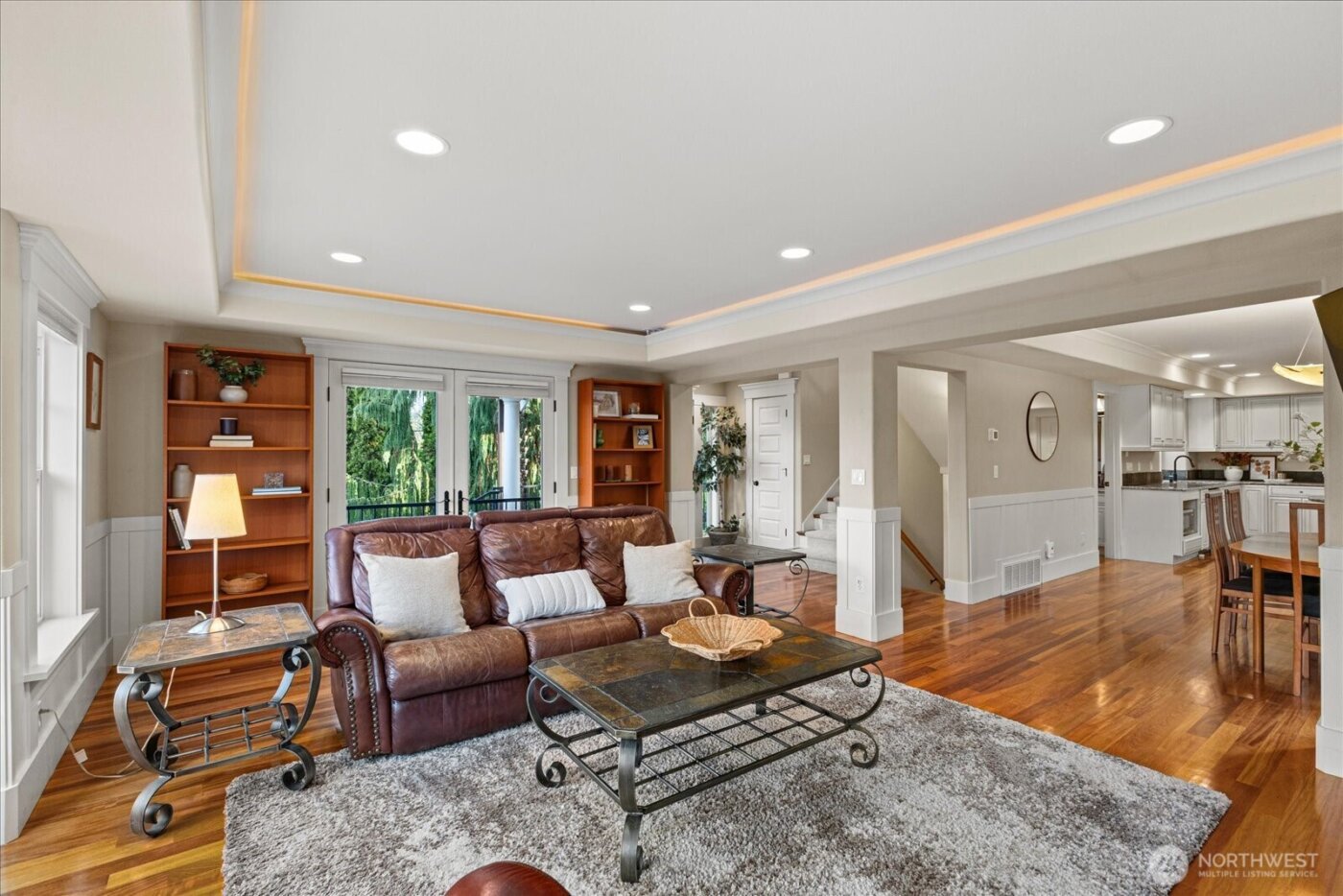 825 Kirkland Way , Kirkland, WA 98033