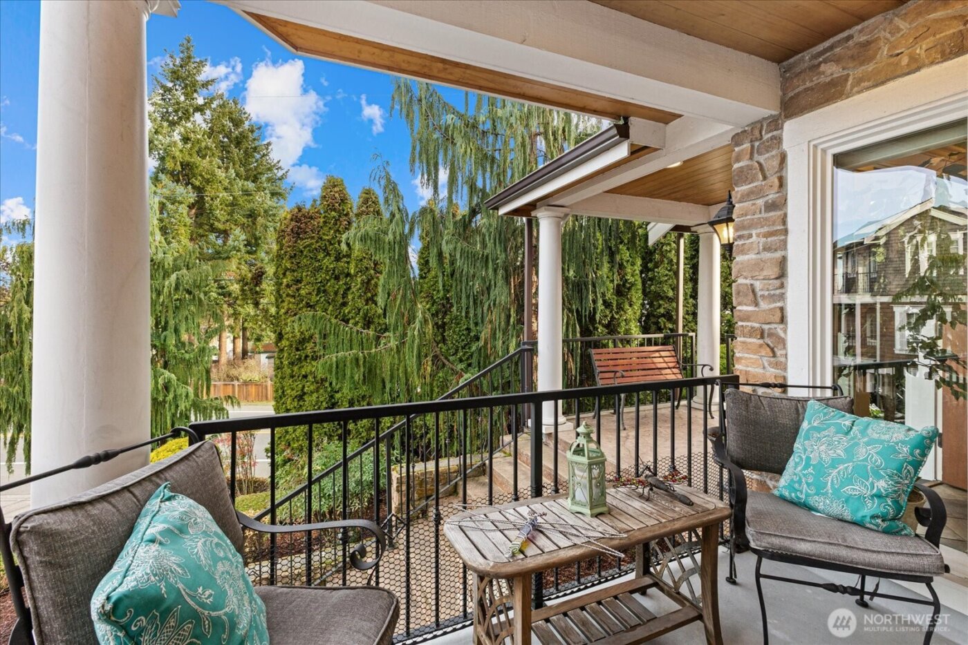 825 Kirkland Way , Kirkland, WA 98033