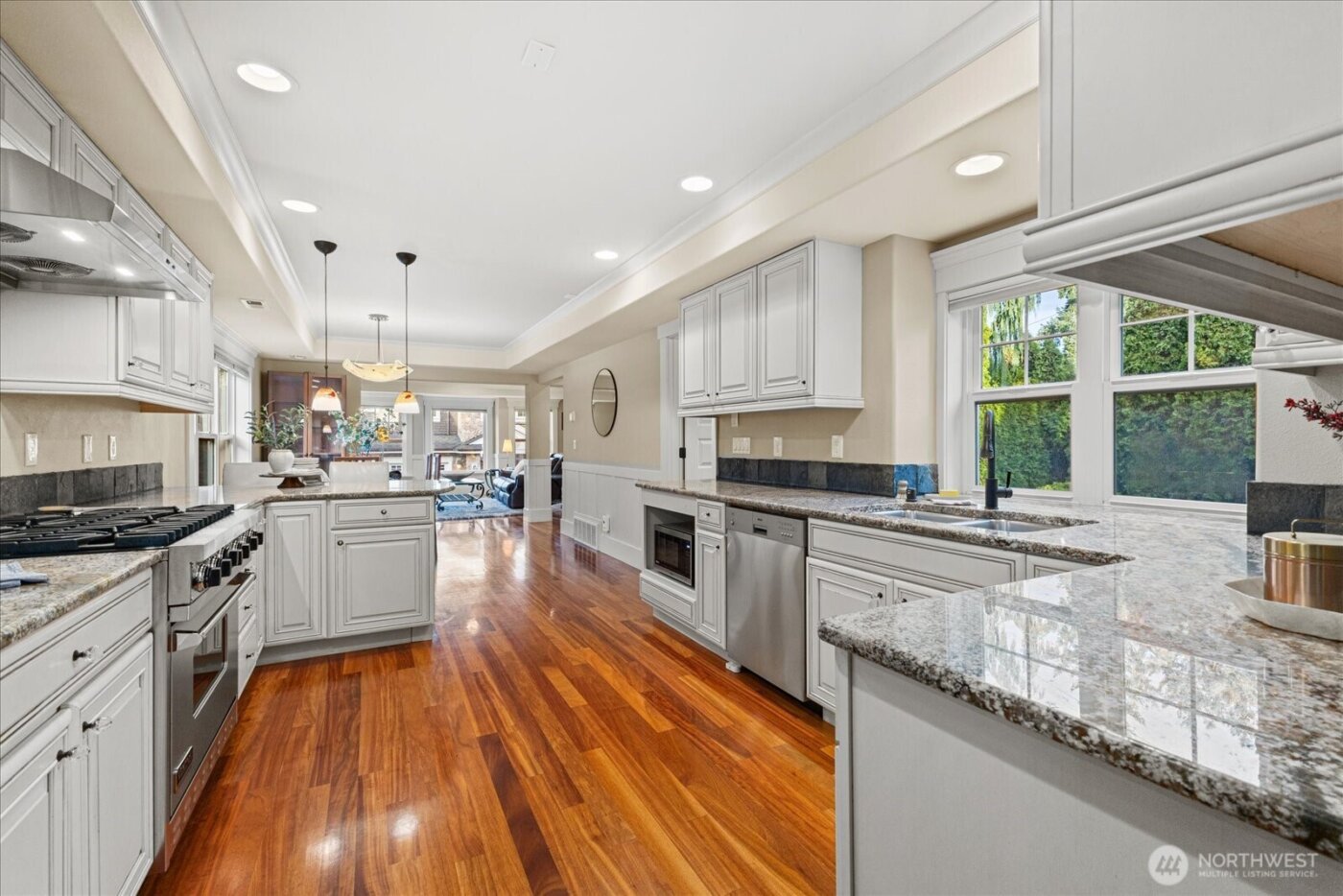 825 Kirkland Way , Kirkland, WA 98033