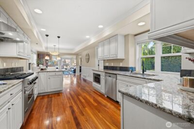 825 Kirkland Way , Kirkland, WA 98033 - Photo 10