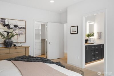 282 118th Avenue SE, Bellevue, WA 98005 - Photo 18