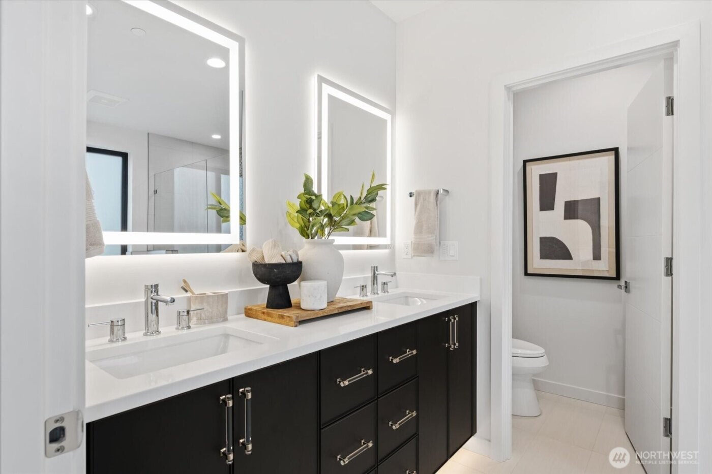 282 118th Avenue SE, Bellevue, WA 98005