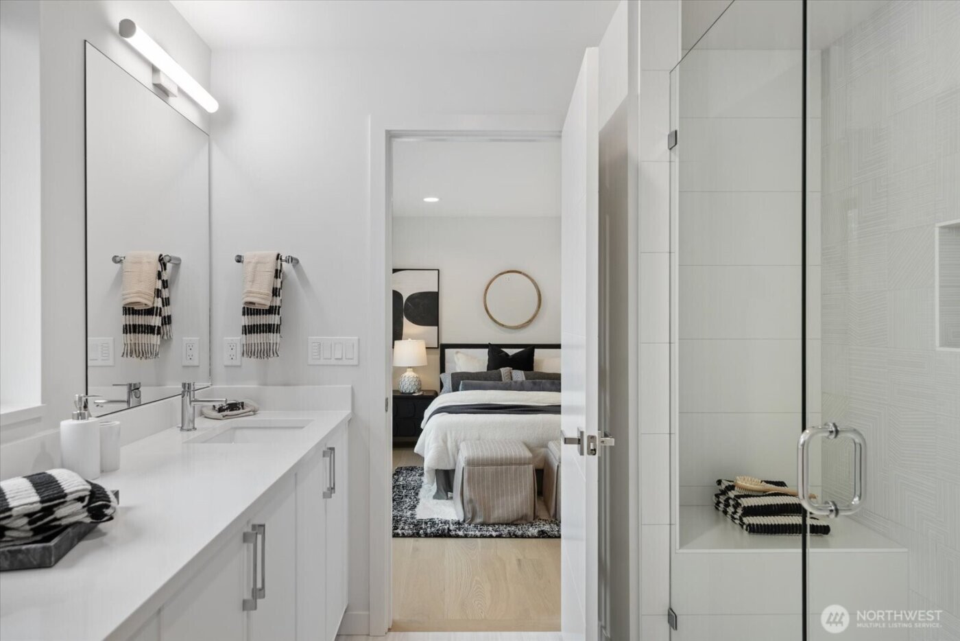 282 118th Avenue SE, Bellevue, WA 98005