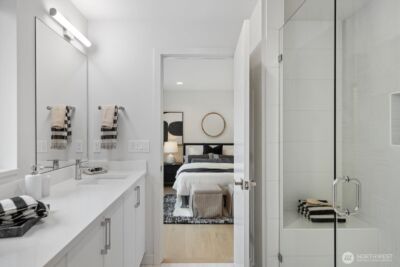 282 118th Avenue SE, Bellevue, WA 98005 - Photo 23