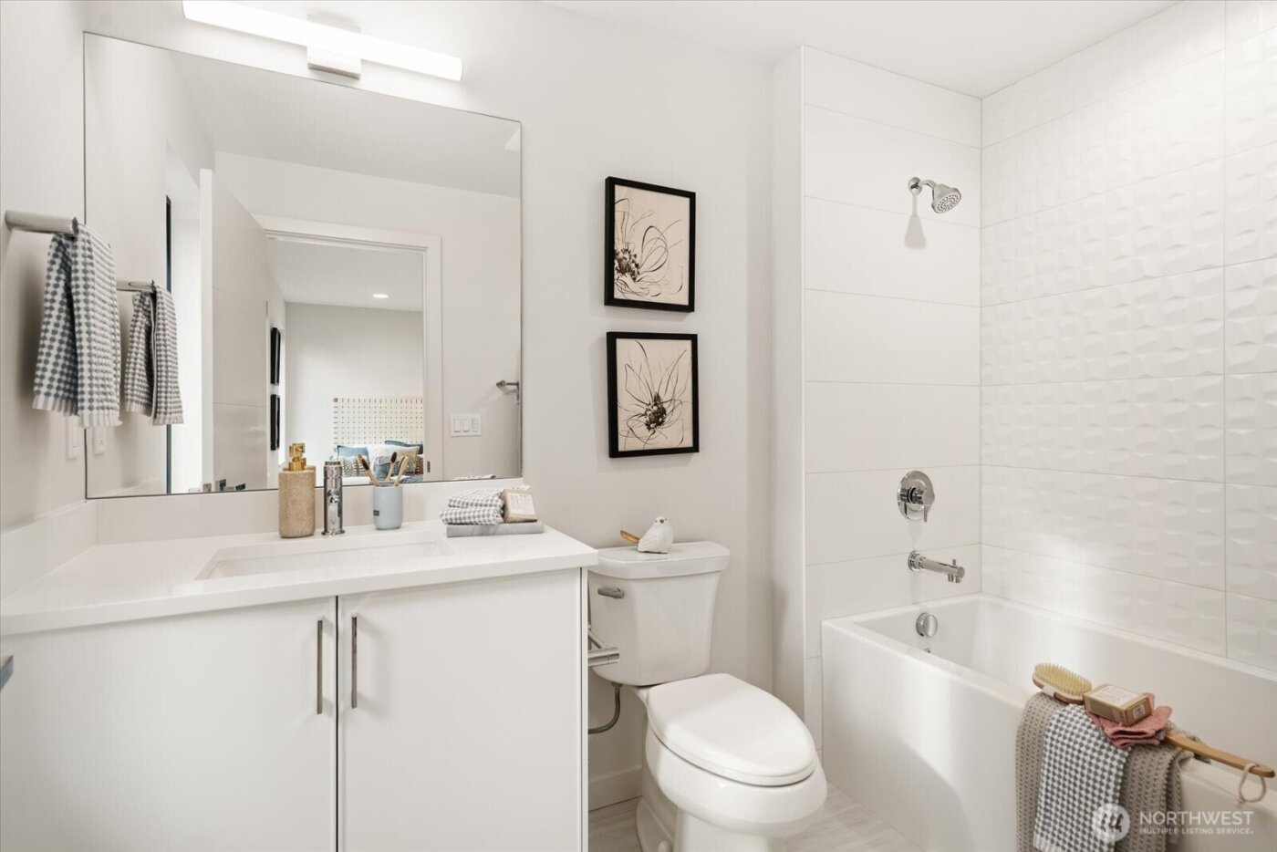 282 118th Avenue SE, Bellevue, WA 98005