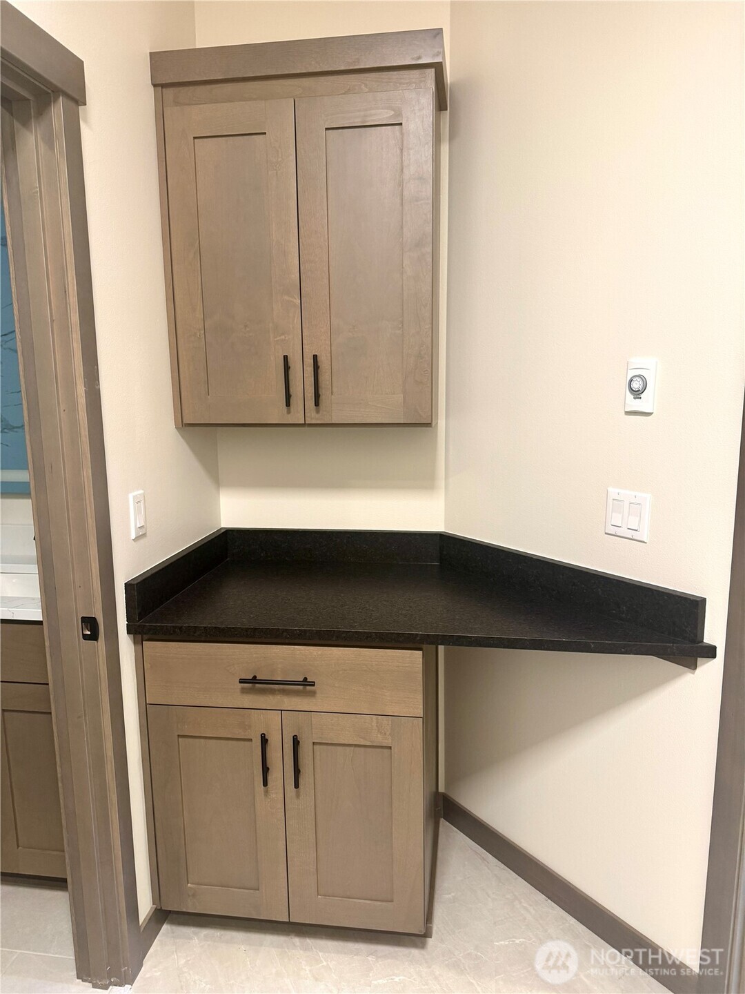 9207 NE 175th Street #B, Bothell, WA 98011