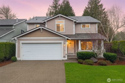 4736 Kapalea Way SE, Lacey, WA 98503