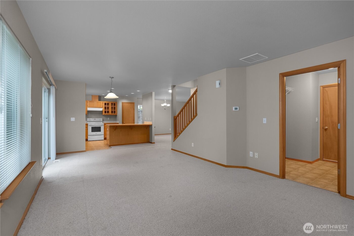 4736 Kapalea Way SE, Lacey, WA 98503