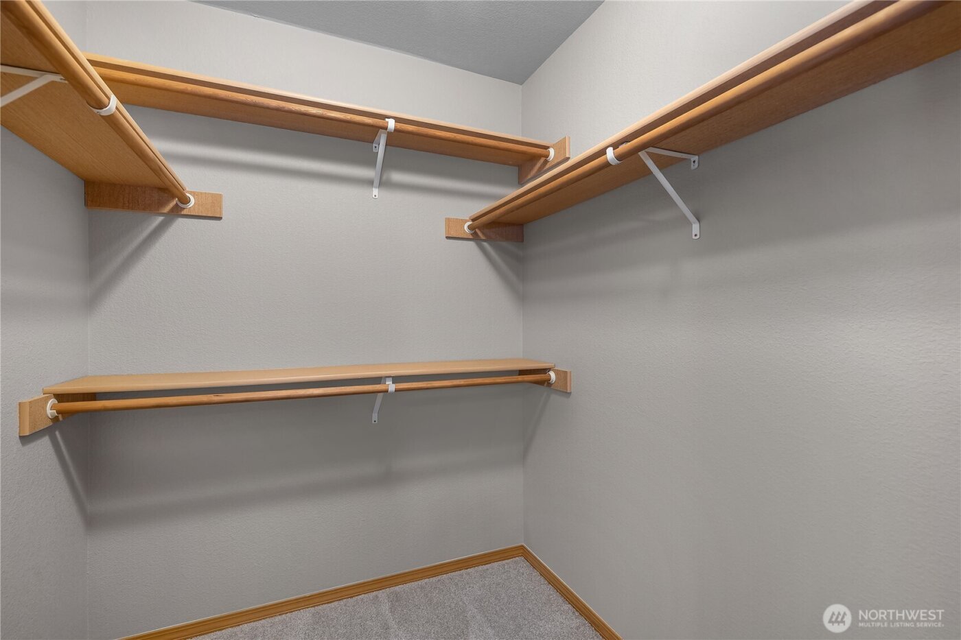 4736 Kapalea Way SE, Lacey, WA 98503