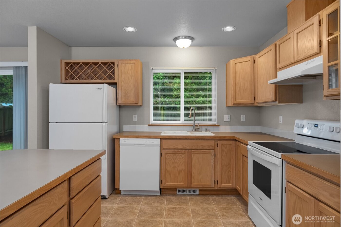 4736 Kapalea Way SE, Lacey, WA 98503