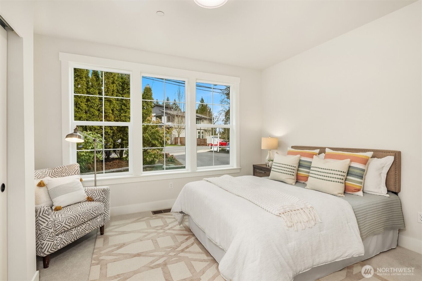 9207 NE 175th Street #A, Bothell, WA 98011