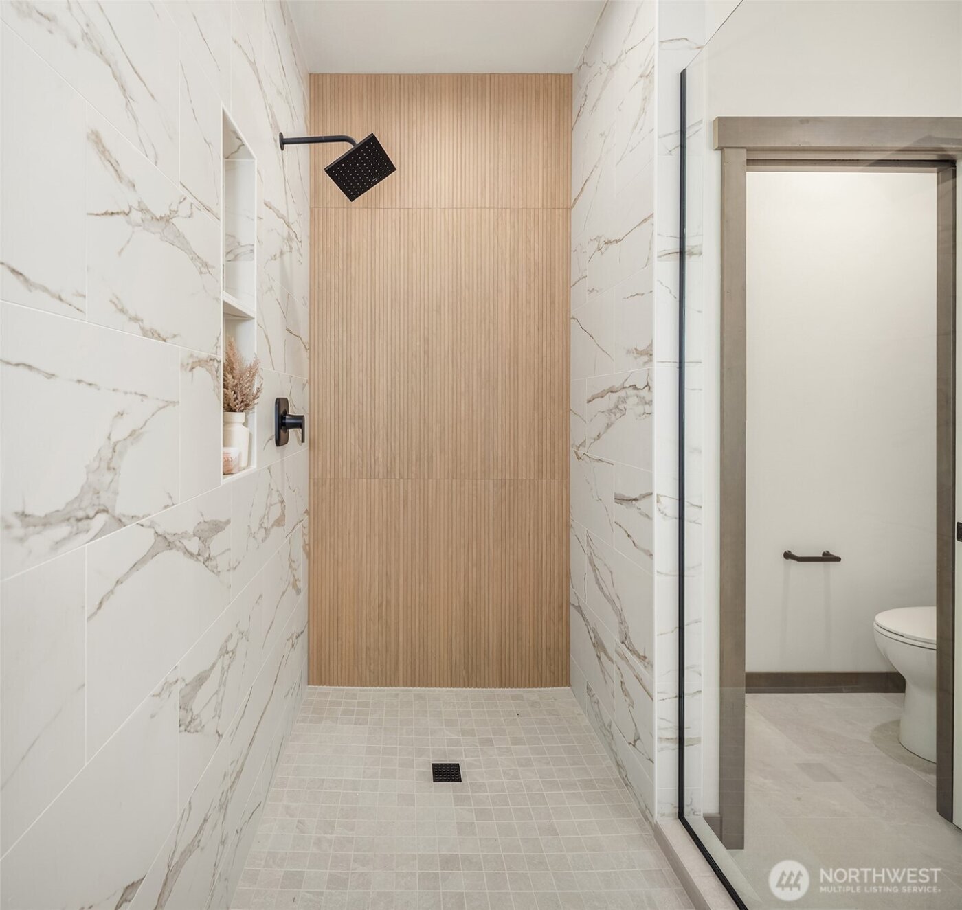 9207 NE 175th Street #A, Bothell, WA 98011