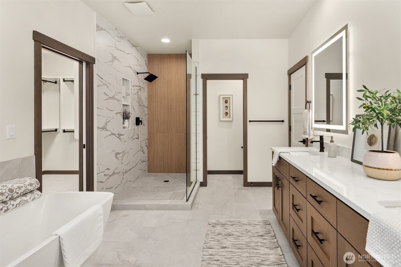 9207 NE 175th Street #A, Bothell, WA 98011