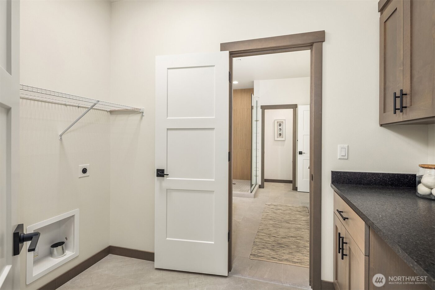 9207 NE 175th Street #A, Bothell, WA 98011