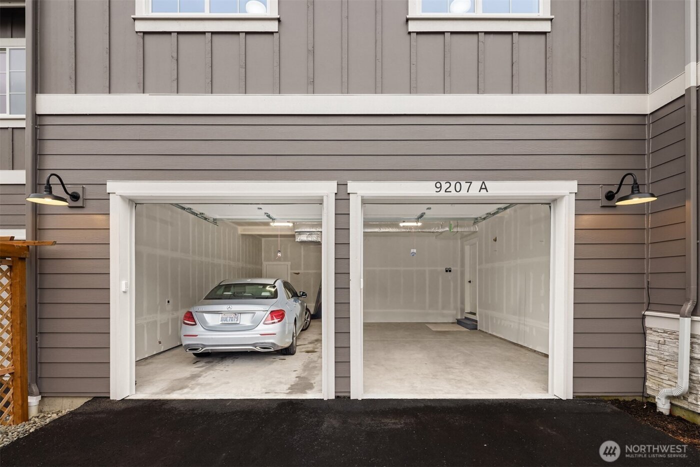 9207 NE 175th Street #A, Bothell, WA 98011