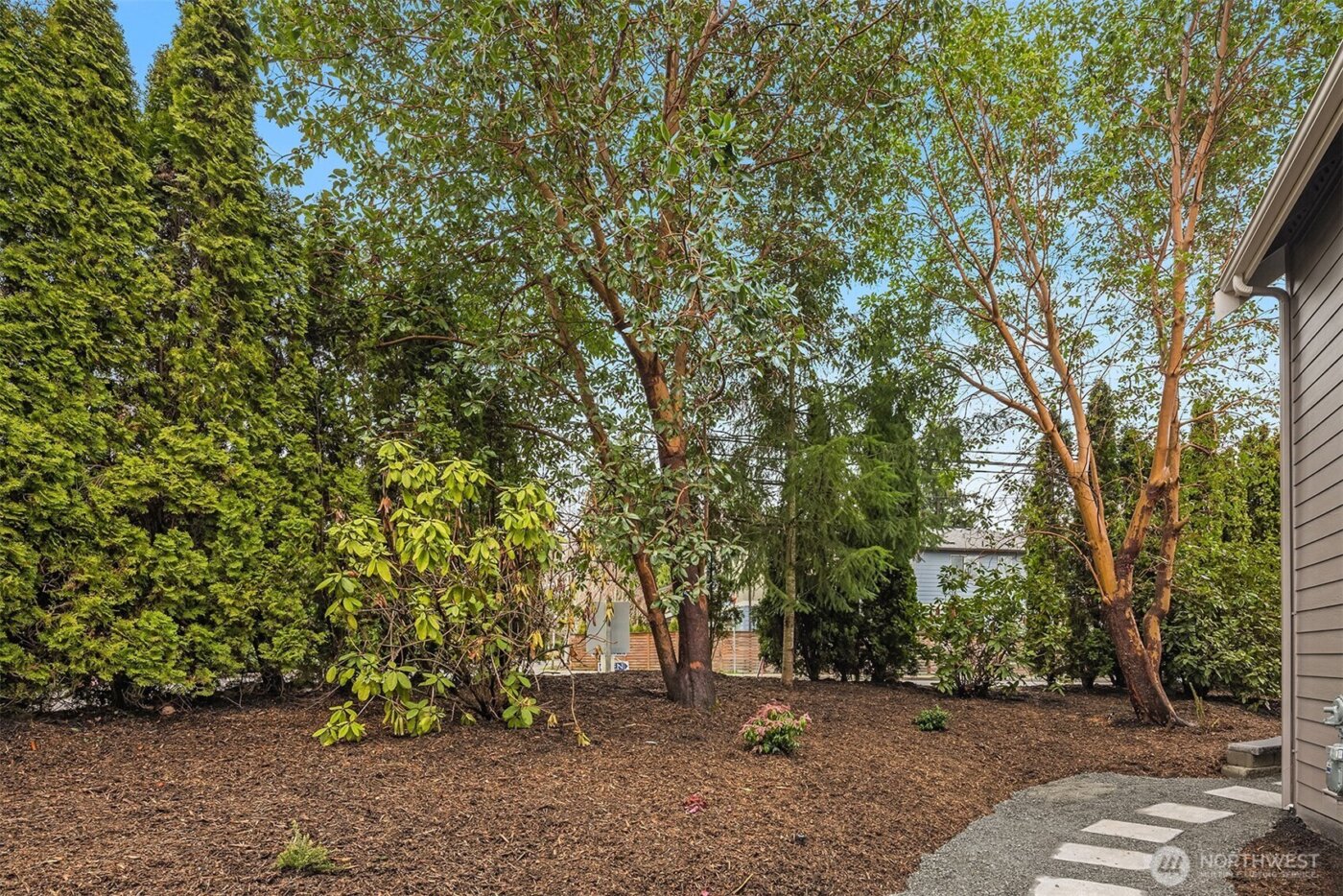 9207 NE 175th Street #A, Bothell, WA 98011