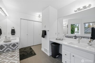 2000 Village Green Drive #16, Mill Creek, WA 98012 - Photo 22