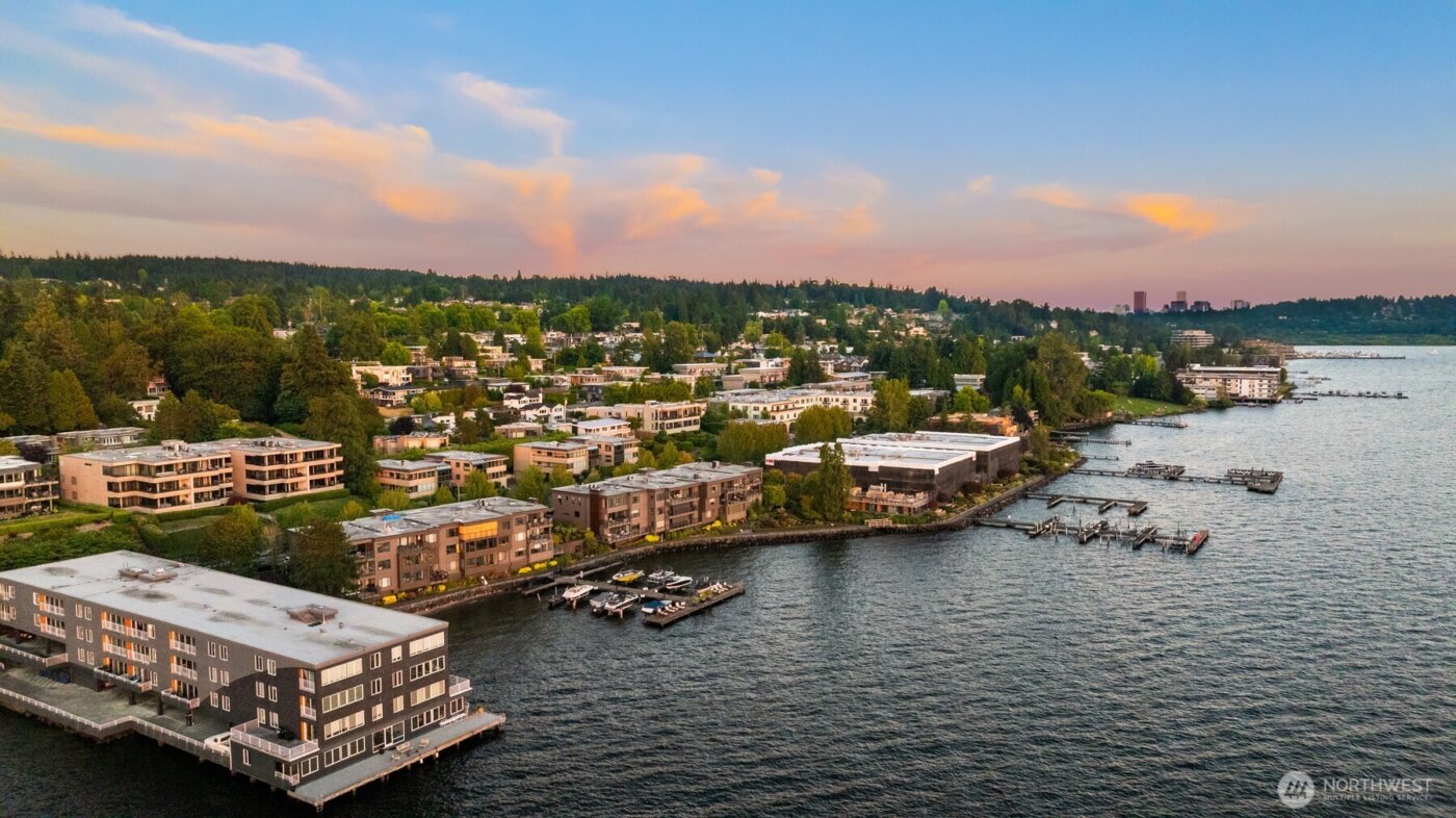733 Lake Street S #101, Kirkland, WA 98033-6475