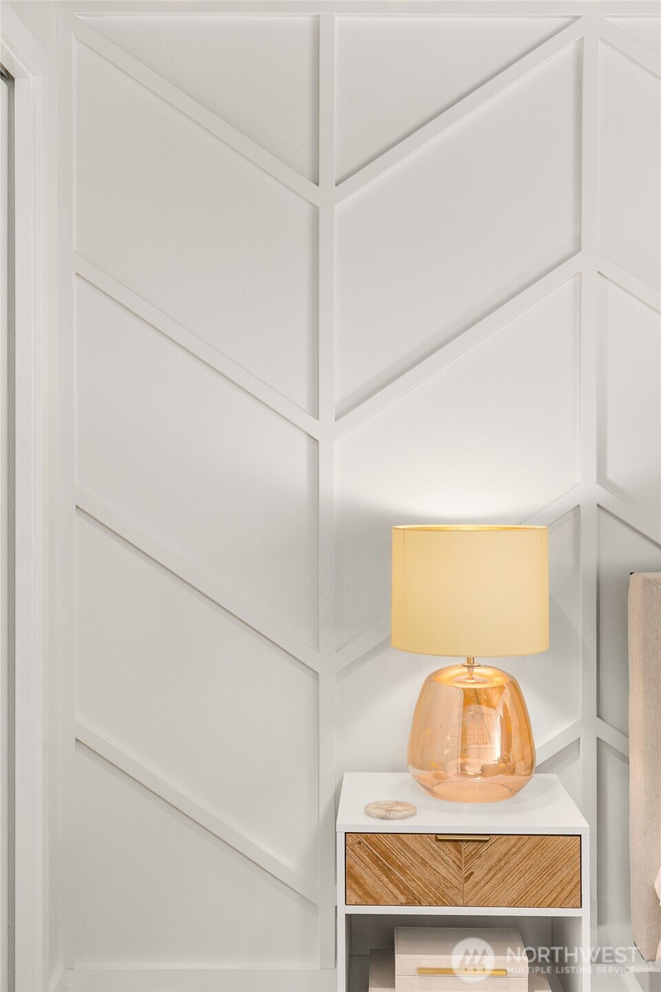 733 Lake Street S #101, Kirkland, WA 98033-6475