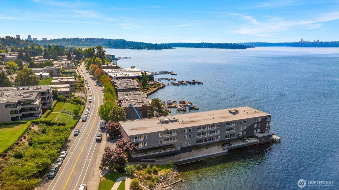 733 Lake Street S #101, Kirkland, WA 98033-6475
