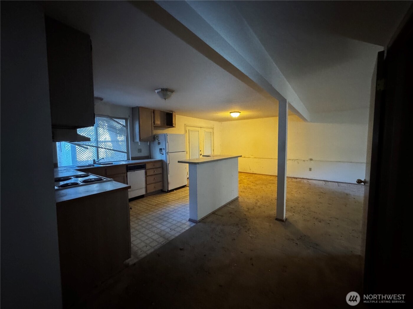 724 N 137th Street , Seattle, WA 98133