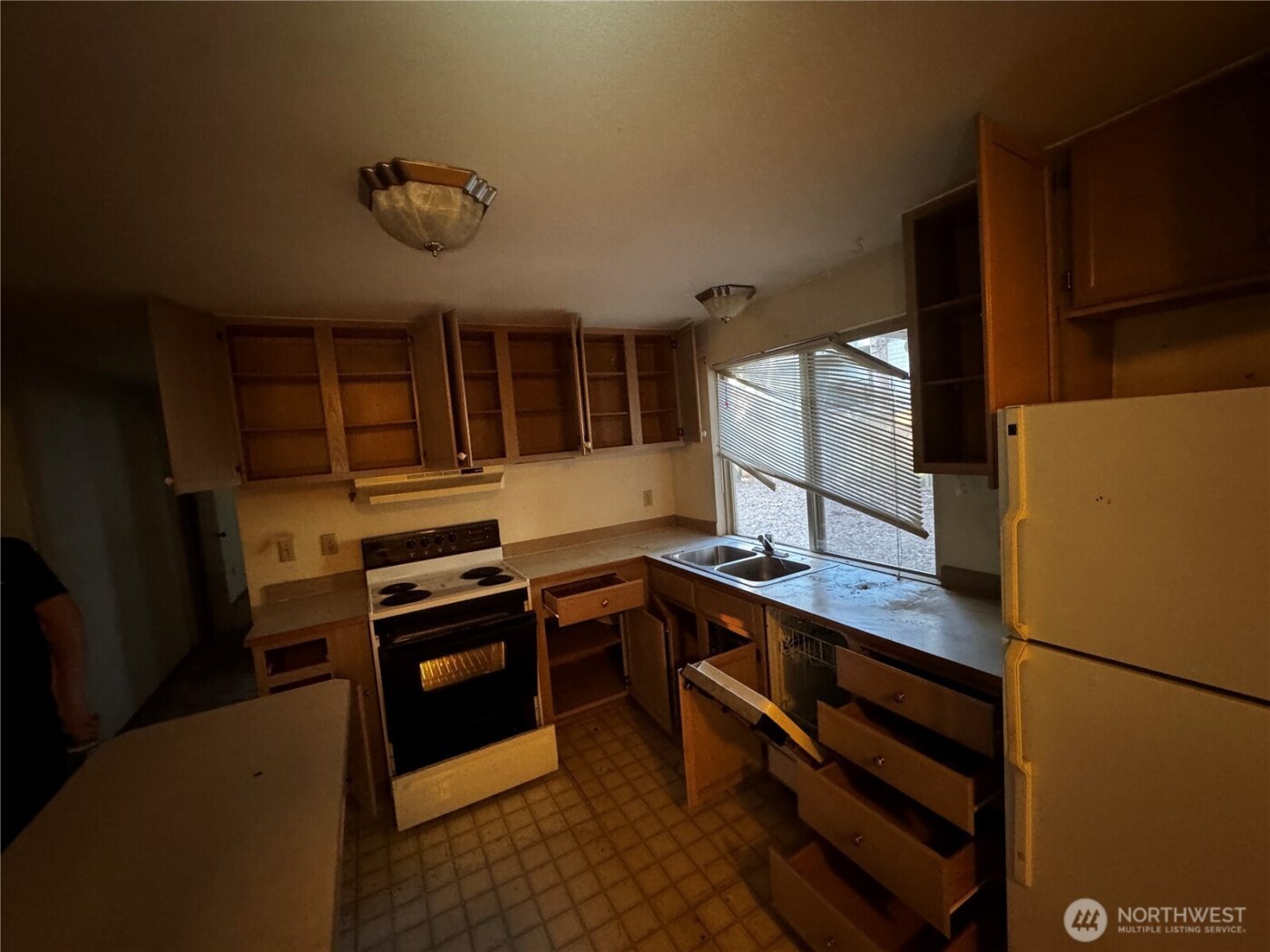 724 N 137th Street , Seattle, WA 98133