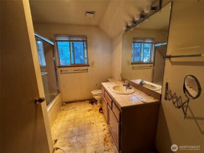 724 N 137th Street , Seattle, WA 98133 - Photo 21