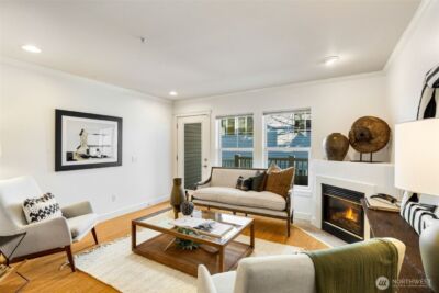 206 24th Avenue E, Seattle, WA 98112