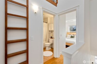 206 24th Avenue E, Seattle, WA 98112 - Photo 22