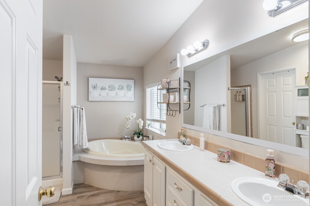 1630 Cactus Loop , Richland, WA 98352