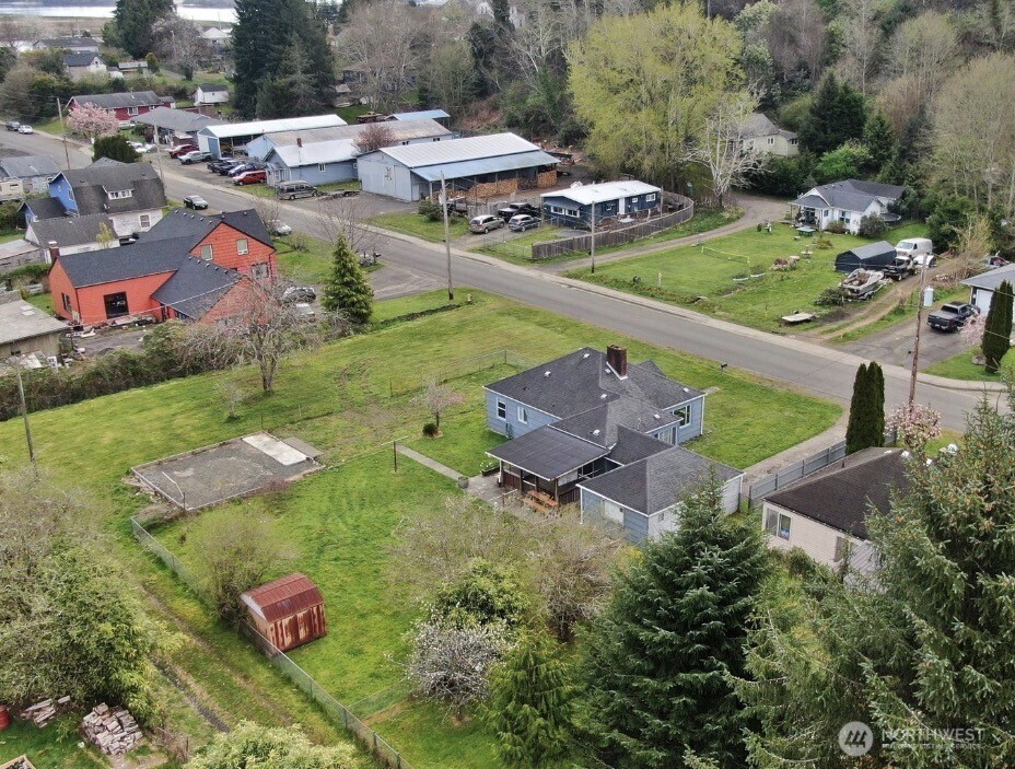 405 Willapa Avenue , South Bend, WA 98586