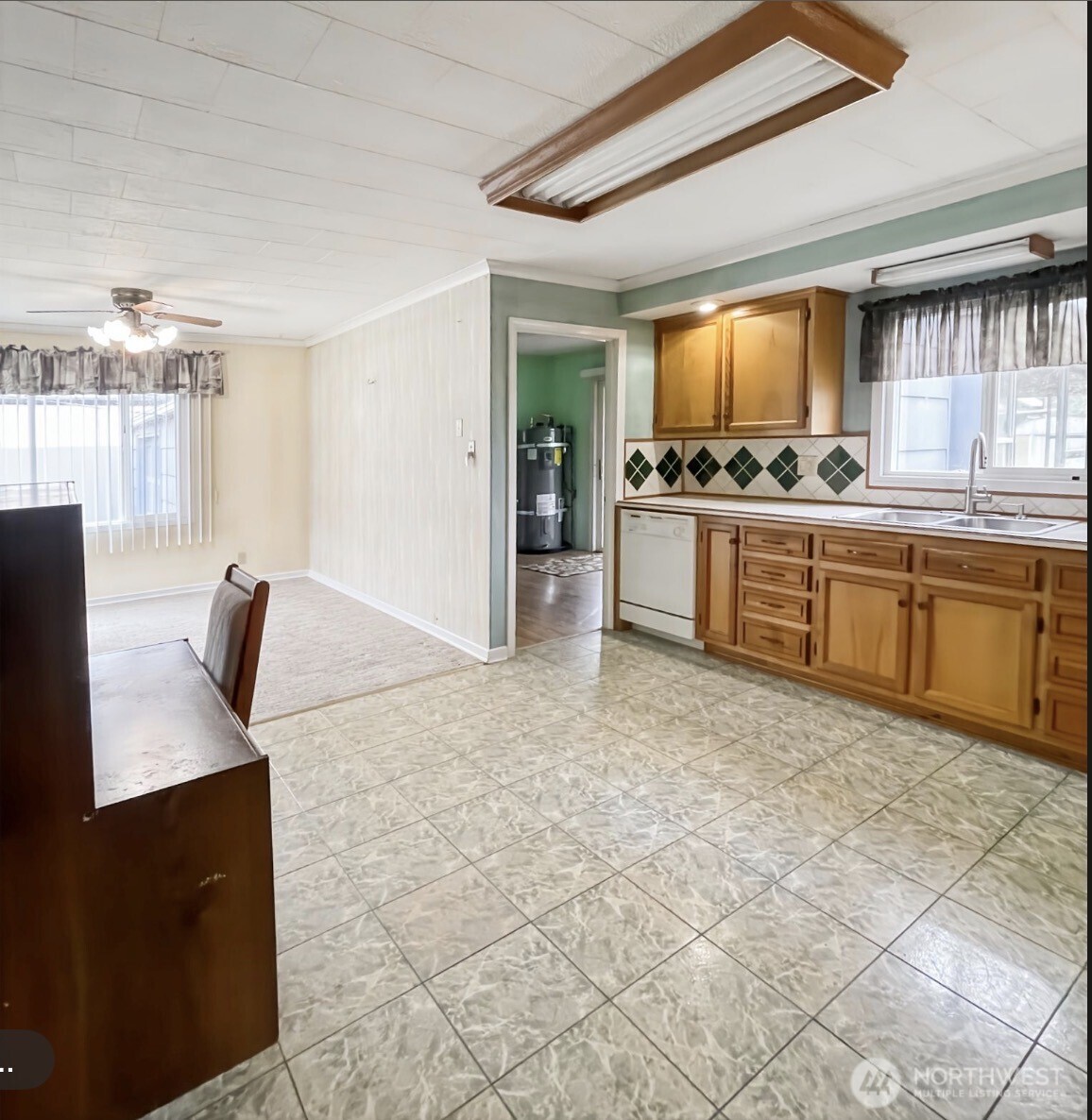 405 Willapa Avenue , South Bend, WA 98586