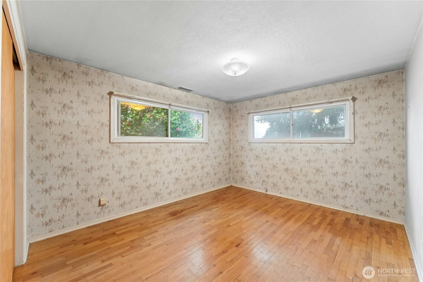 429 Harvard Avenue , Fircrest, WA 98466