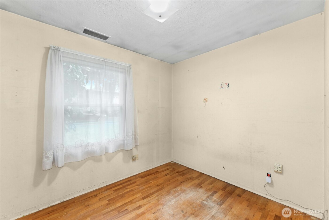 429 Harvard Avenue , Fircrest, WA 98466