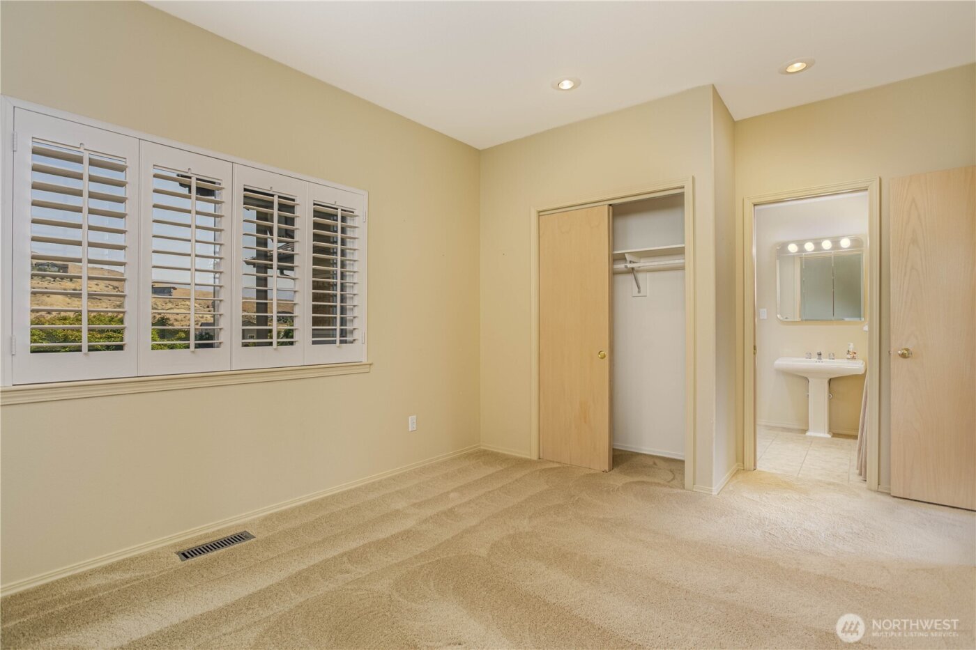 156 Heather Lane , Wenatchee, WA 98801