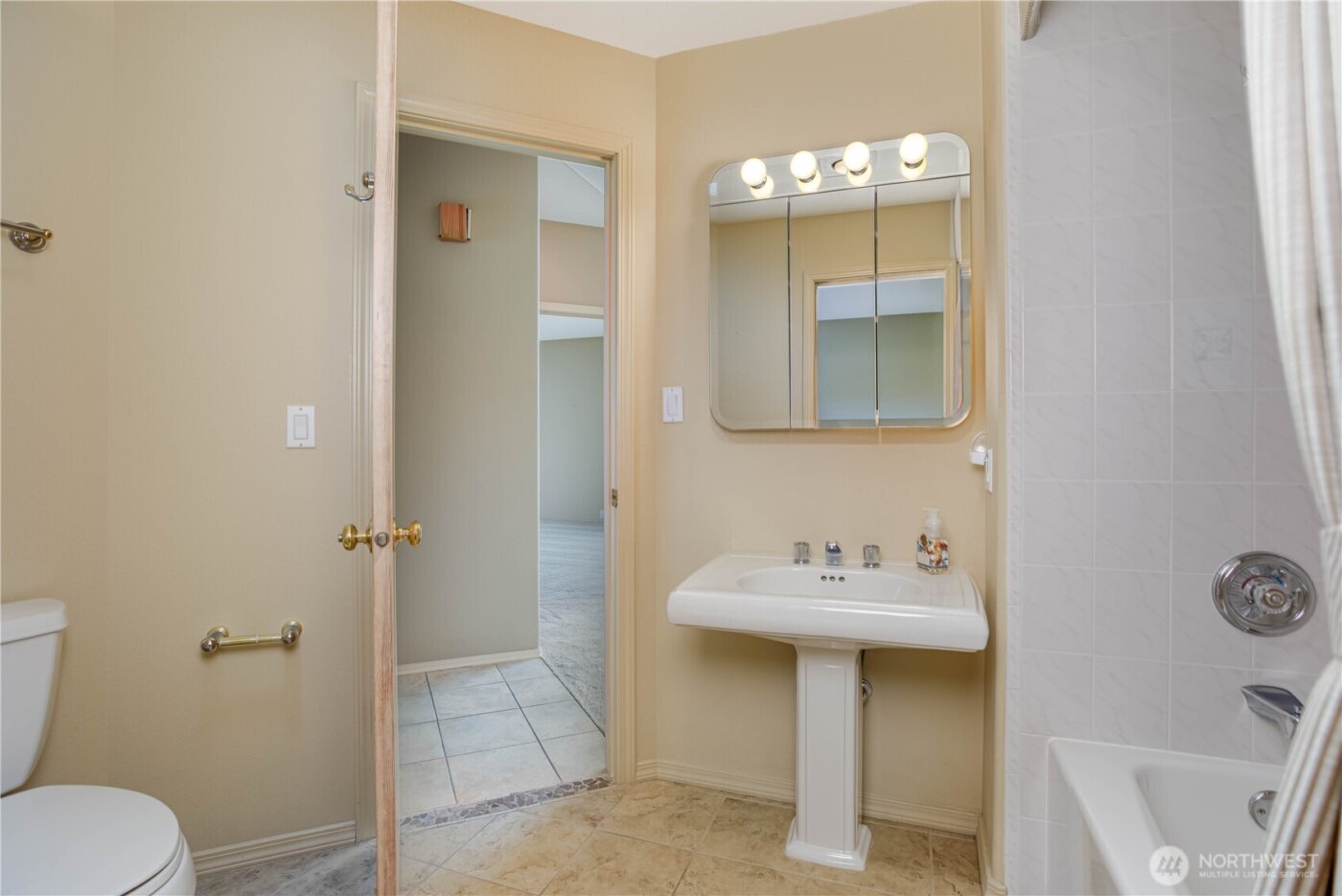 156 Heather Lane , Wenatchee, WA 98801