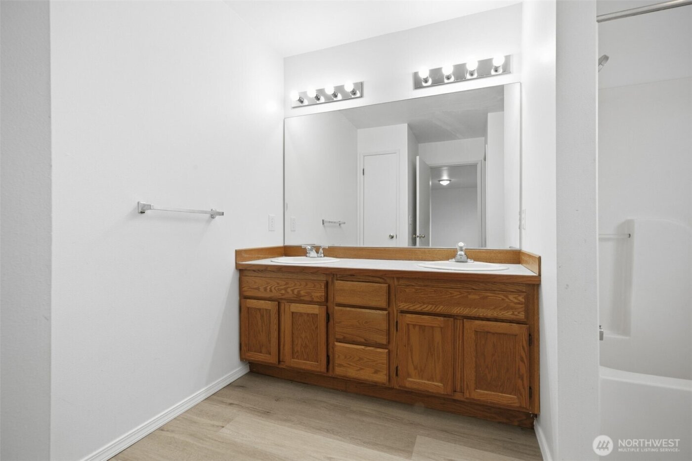 1204 W Home Avenue , Selah, WA 98942