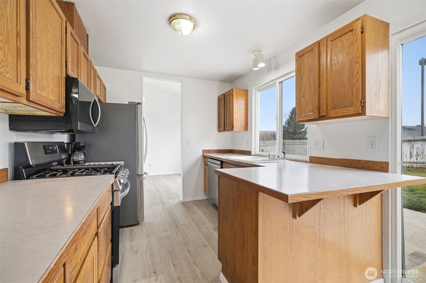 1204 W Home Avenue , Selah, WA 98942