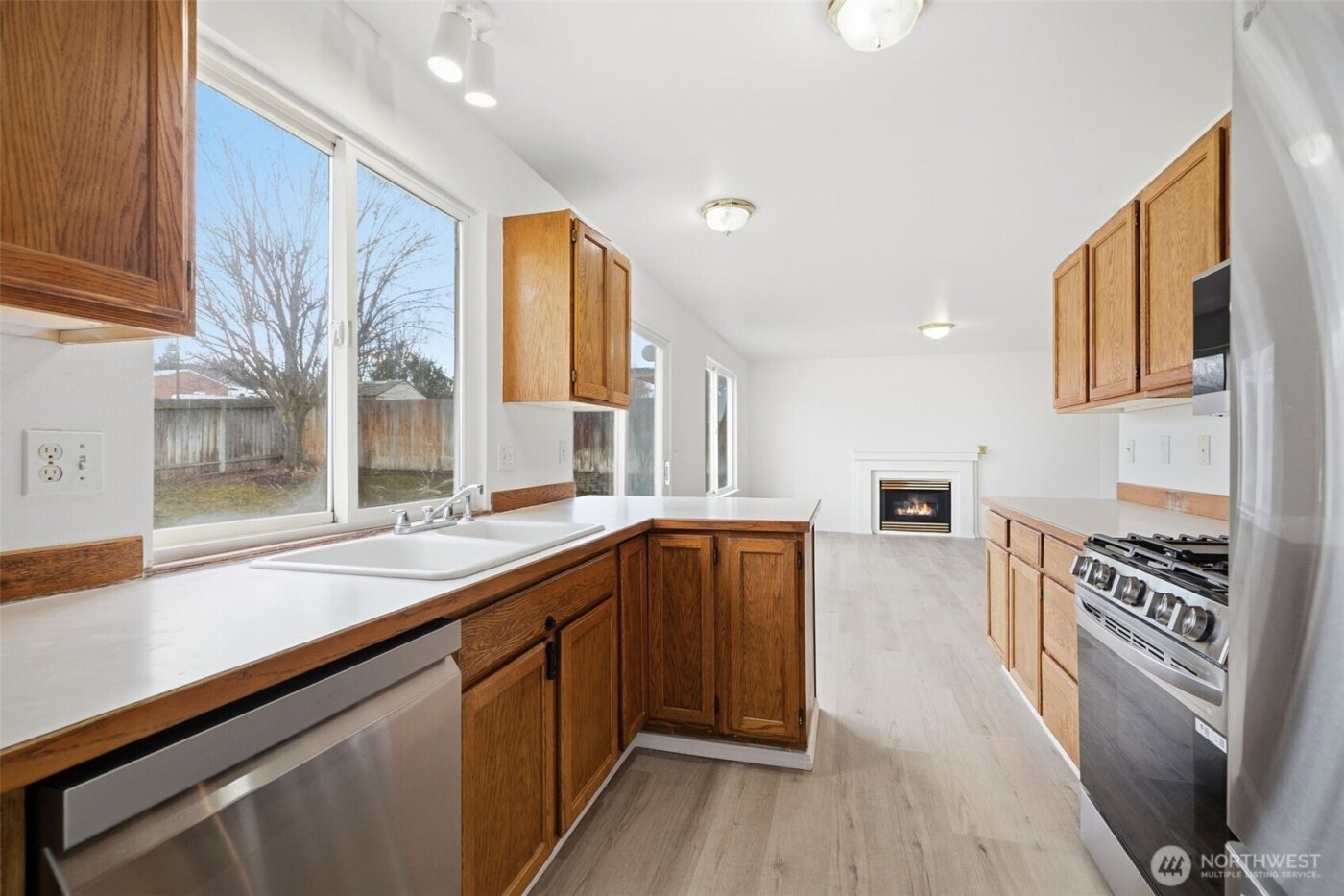 1204 W Home Avenue , Selah, WA 98942