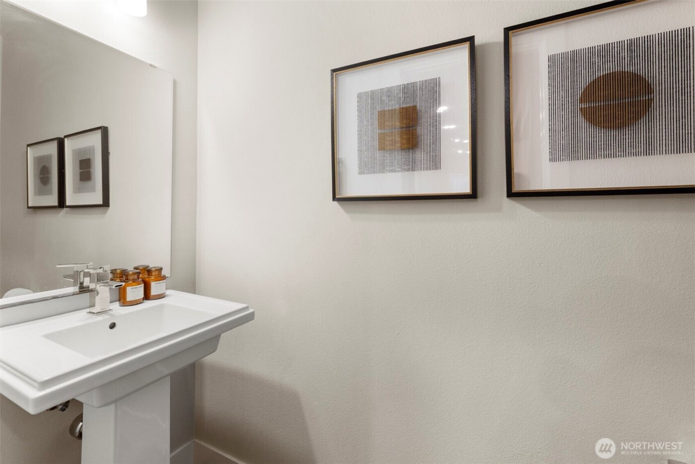 1421 184th Street SW, Lynnwood, WA 98037