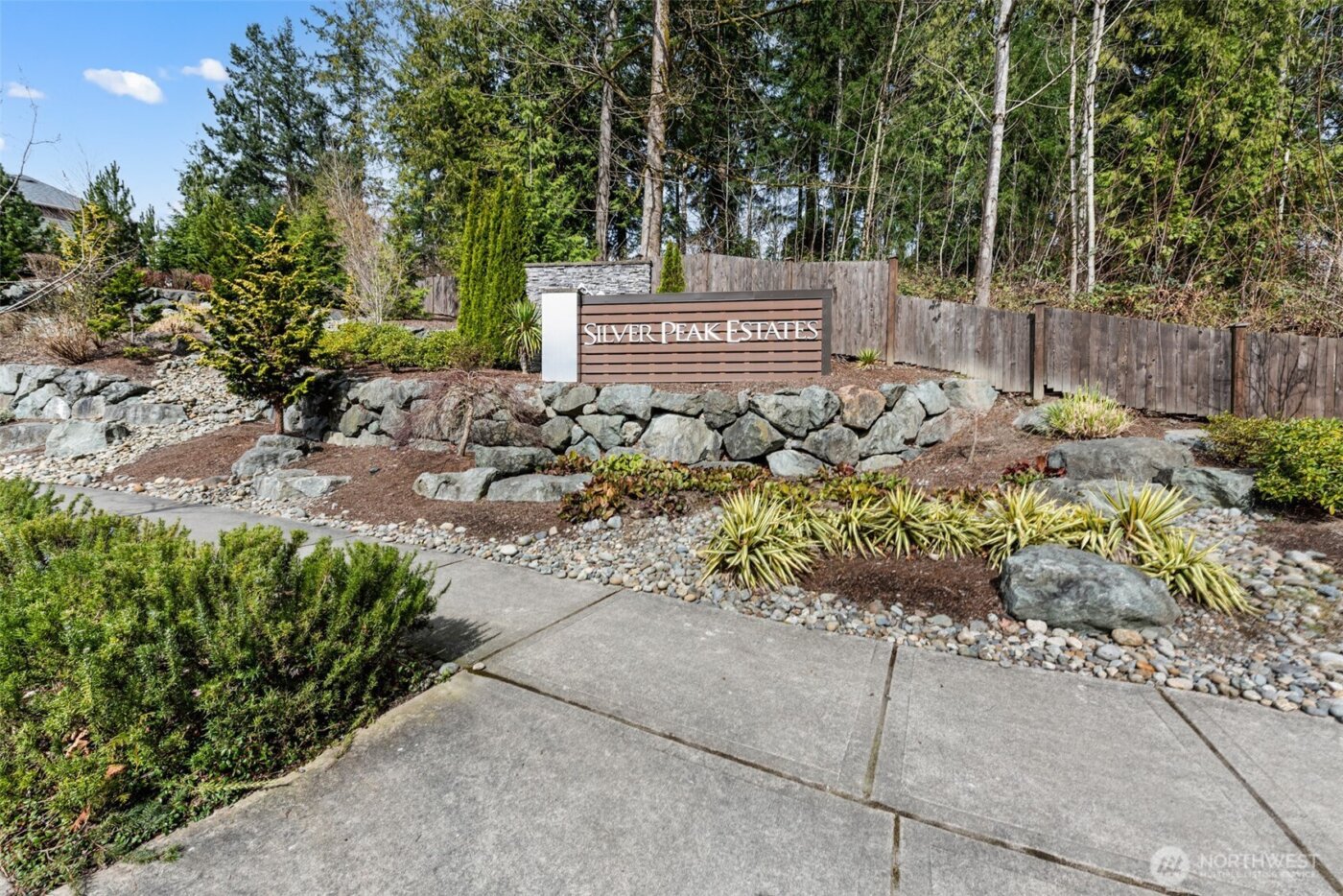 1421 184th Street SW, Lynnwood, WA 98037