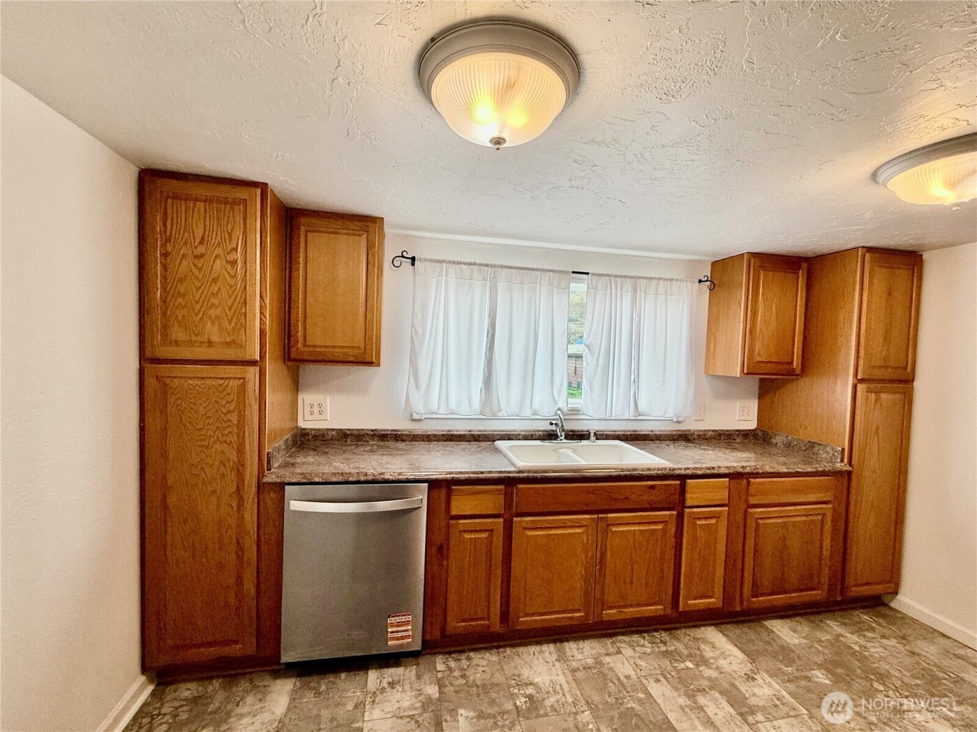 109 N Cherry Street , Dayton, WA 99328