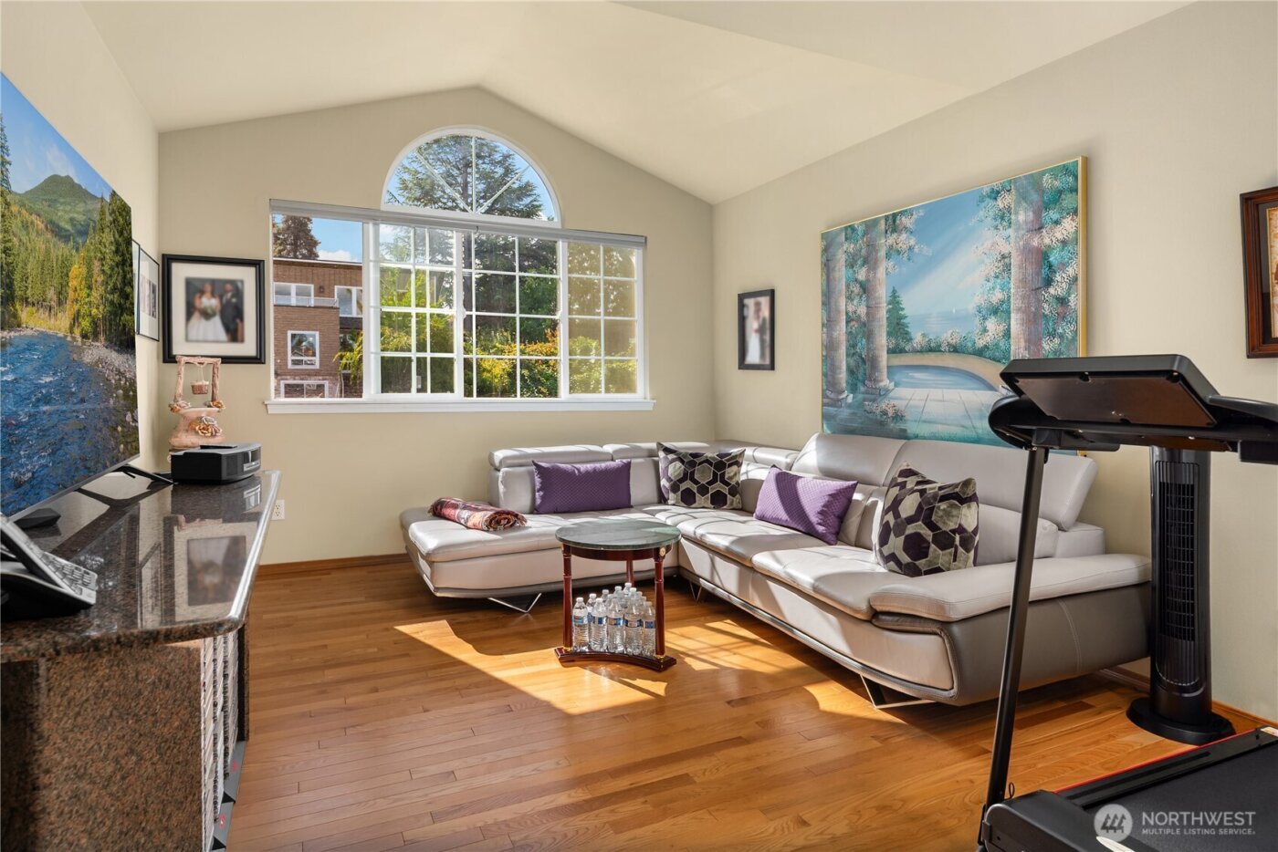 1320 N 38 Street , Renton, WA 98056