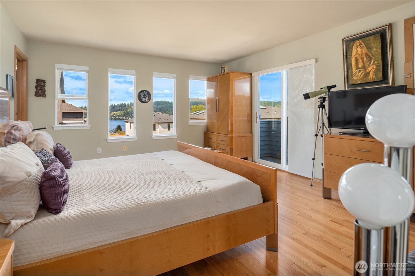 1320 N 38 Street , Renton, WA 98056