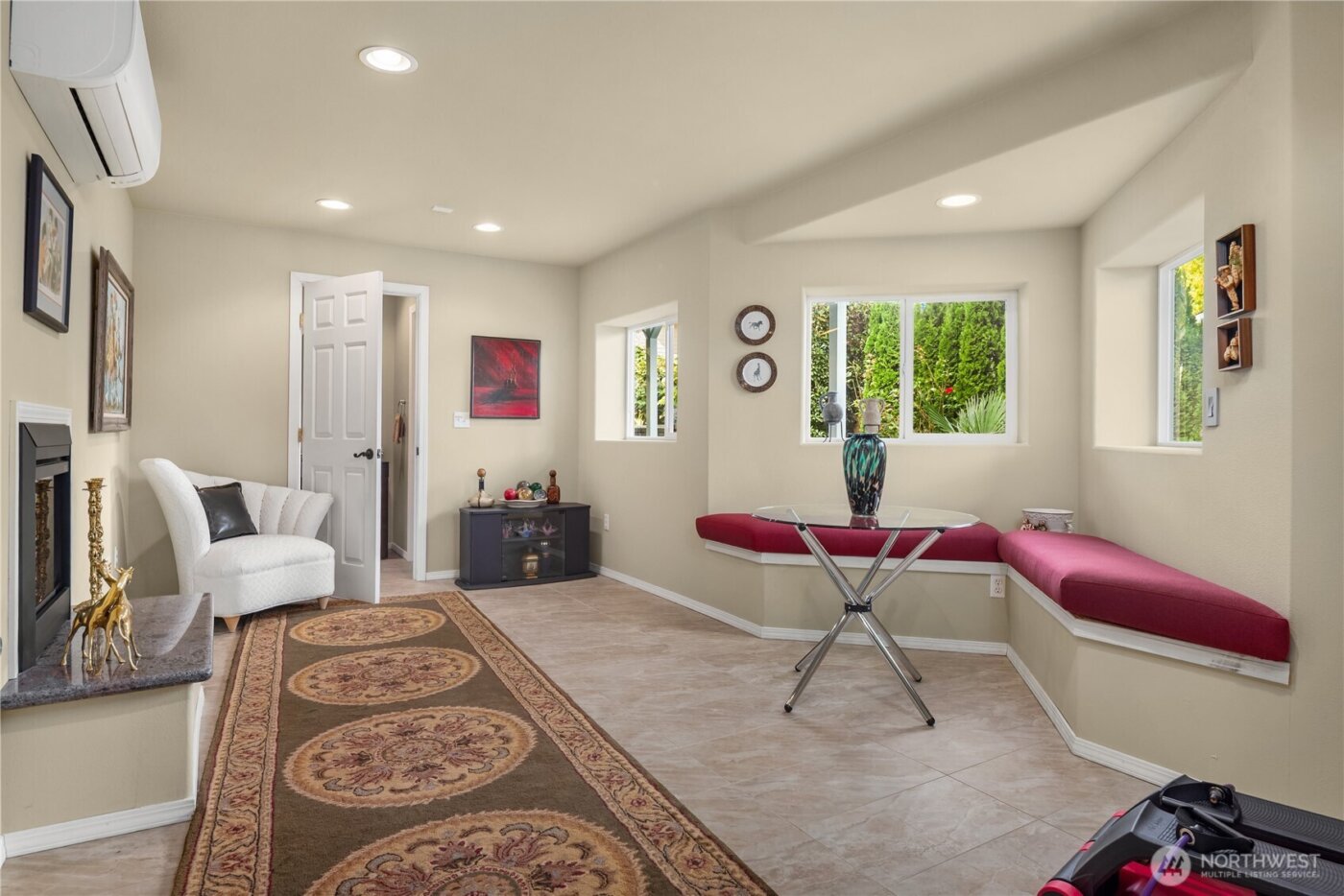 1320 N 38 Street , Renton, WA 98056