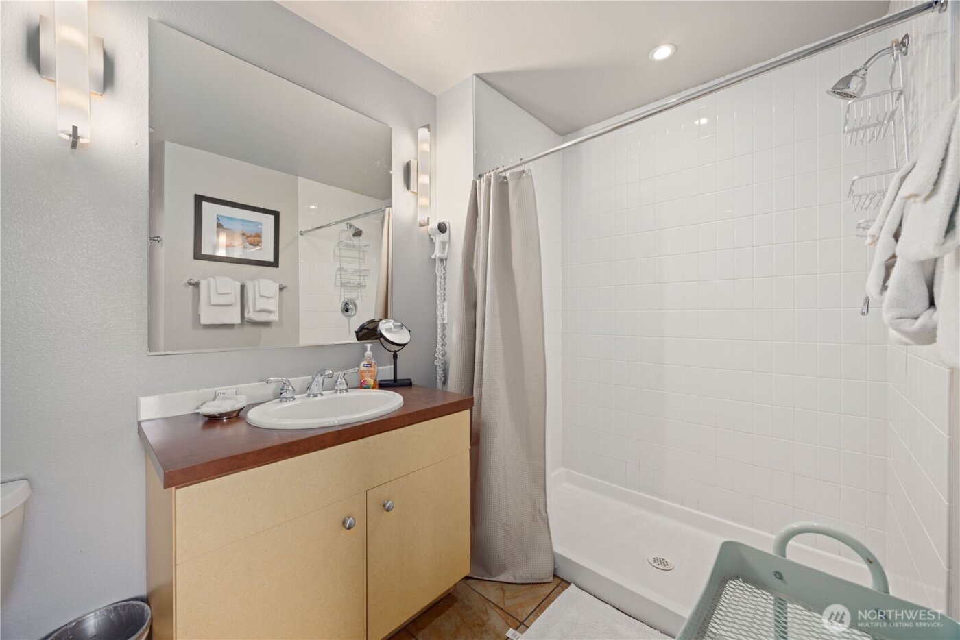 2220 W Woodin Avenue #106, Chelan, WA 98816