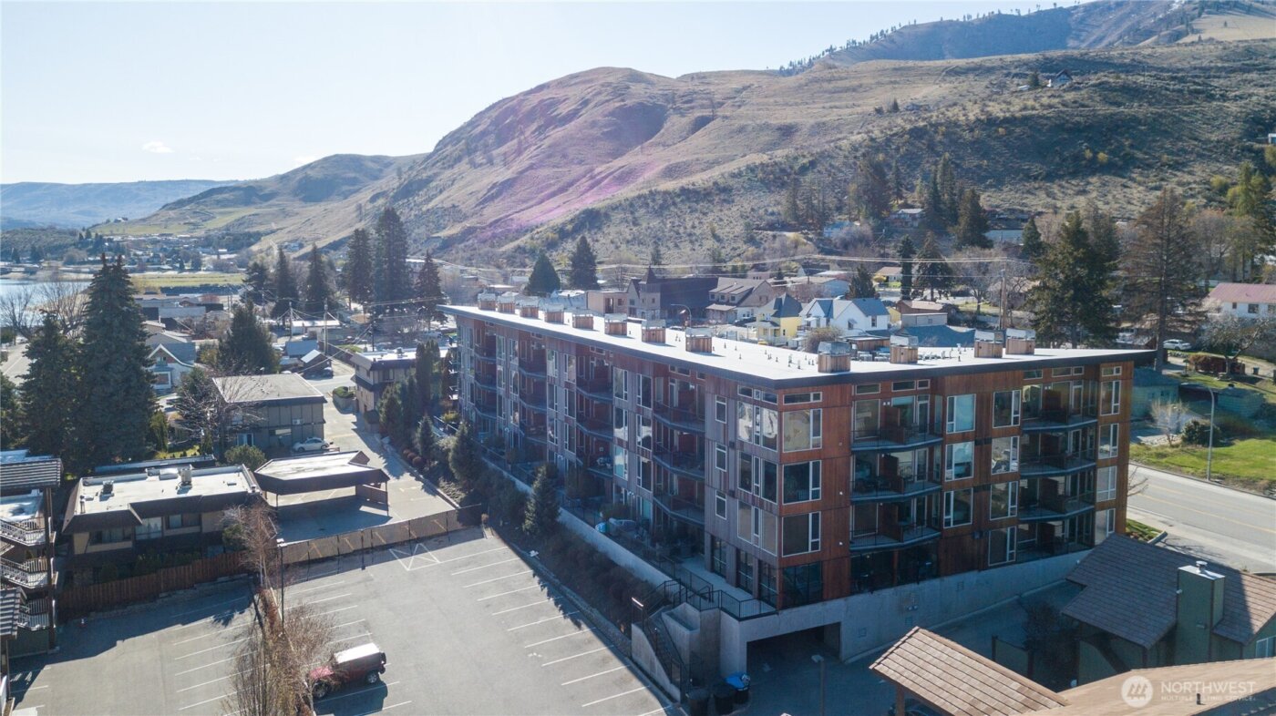 2220 W Woodin Avenue #106, Chelan, WA 98816