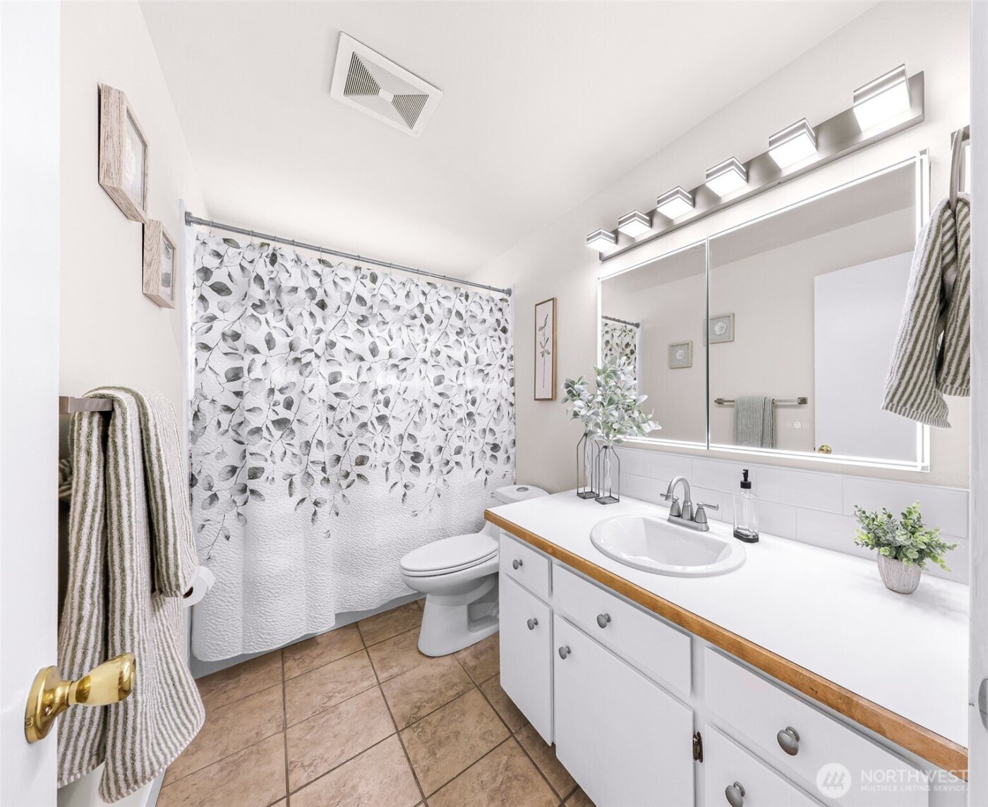 5986 Paradise Dr. , Ferndale, WA 98248